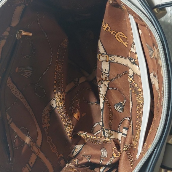 Gray hand bag unused (WOT) - Picture 3 of 4